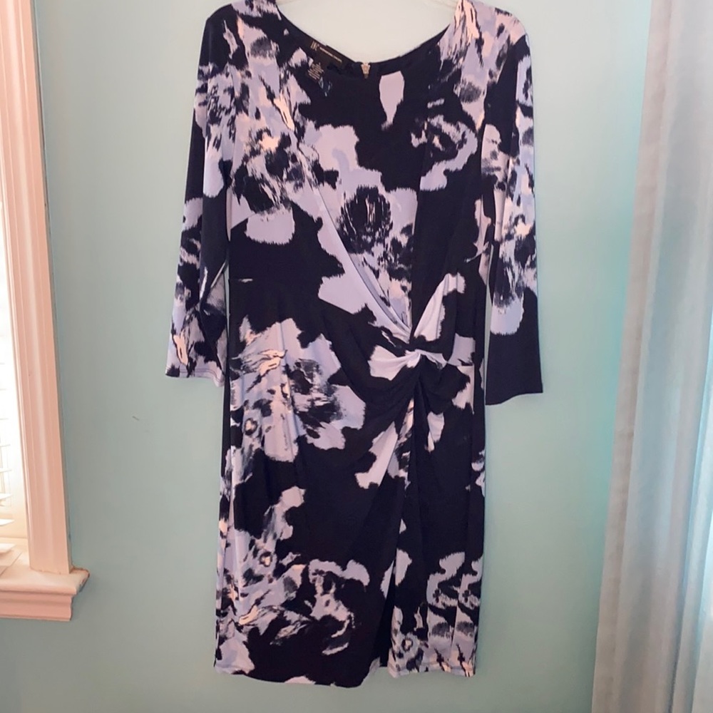 INC blue flowered dress. Side ruching. 3/4 sleeves. Size Large.